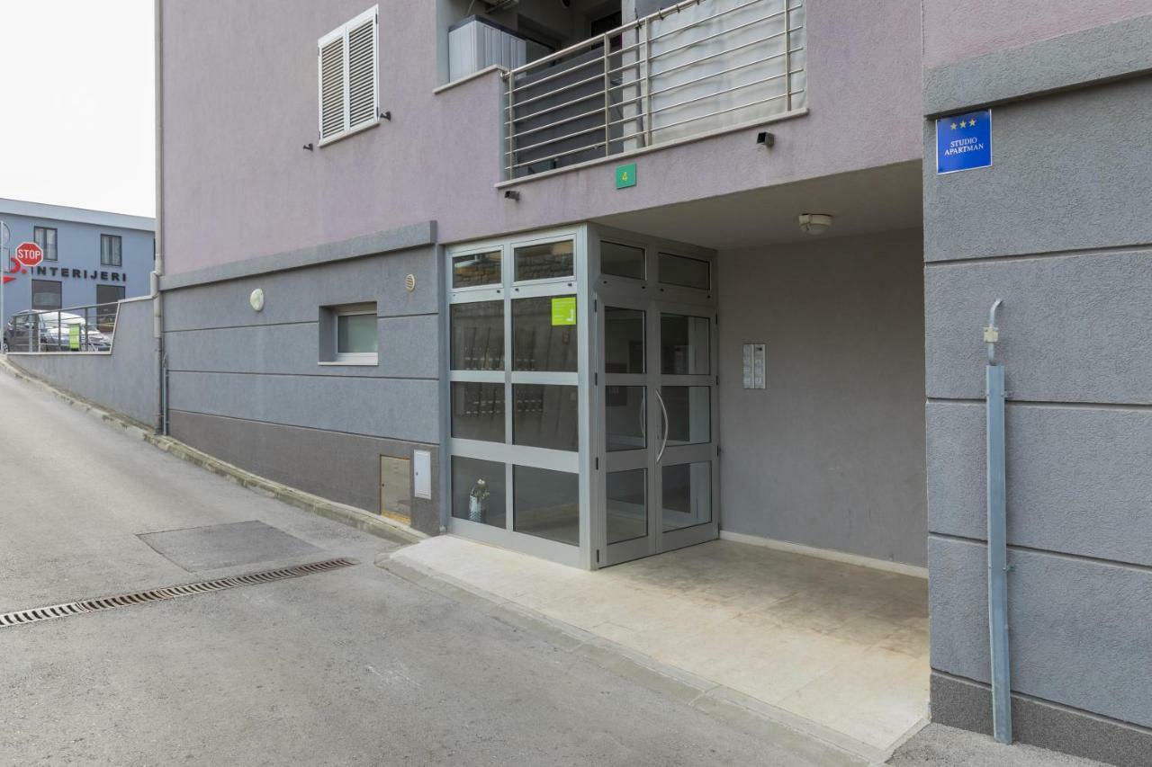 Center Penthouse Apartment Pola Esterno foto
