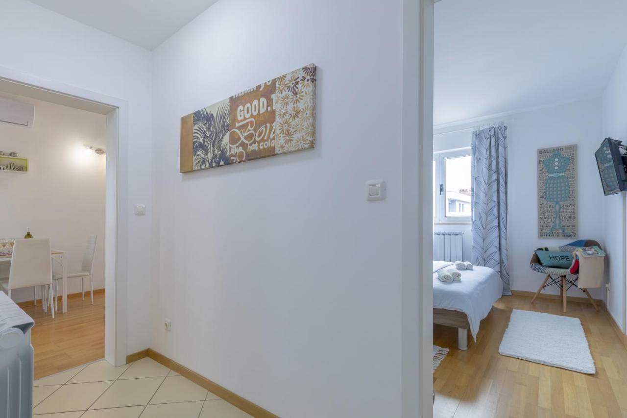 Center Penthouse Apartment Pola Esterno foto