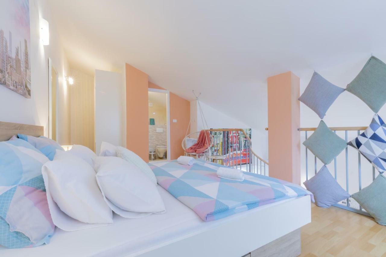 Center Penthouse Apartment Pola Esterno foto